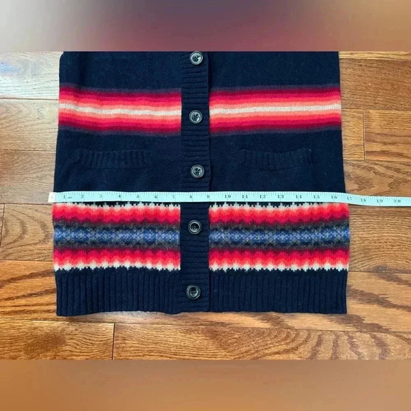 Gap Wool Blend Cardigan Sweater Women’s Long Sleeve Button Down Blue Aztec Sz M - Picture 13 of 13